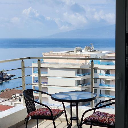 Amazing Sea View Apartment Saranda Dış mekan fotoğraf