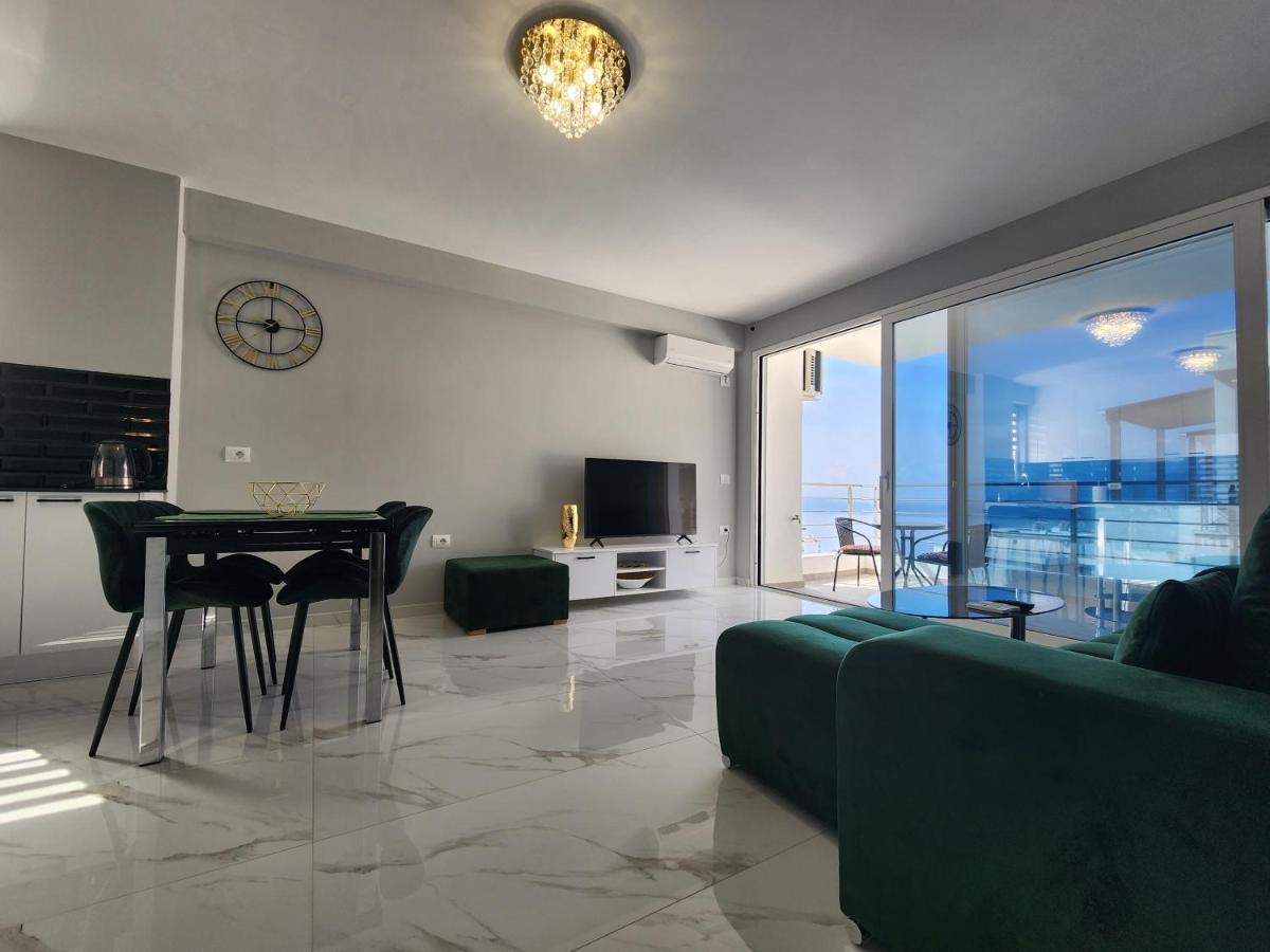 Amazing Sea View Apartment Saranda Dış mekan fotoğraf