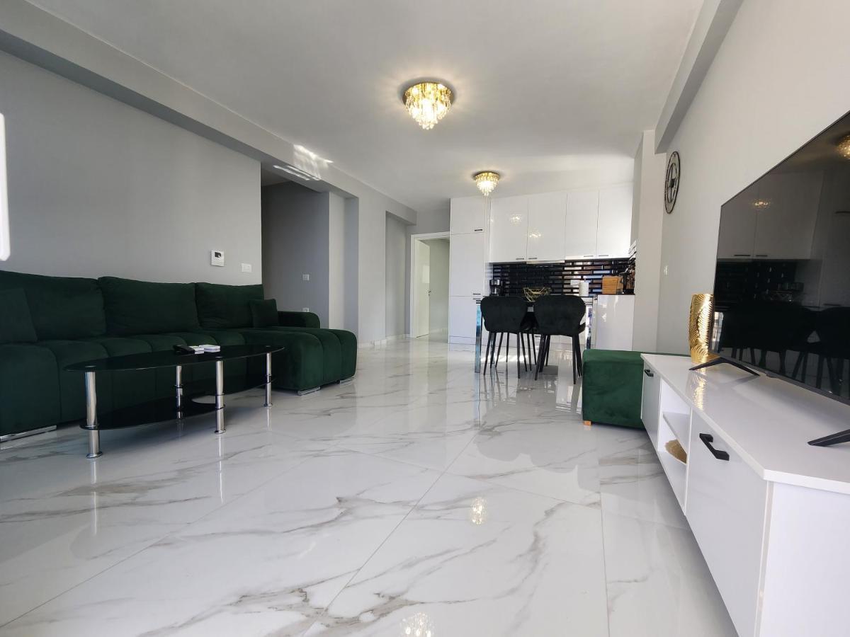 Amazing Sea View Apartment Saranda Dış mekan fotoğraf